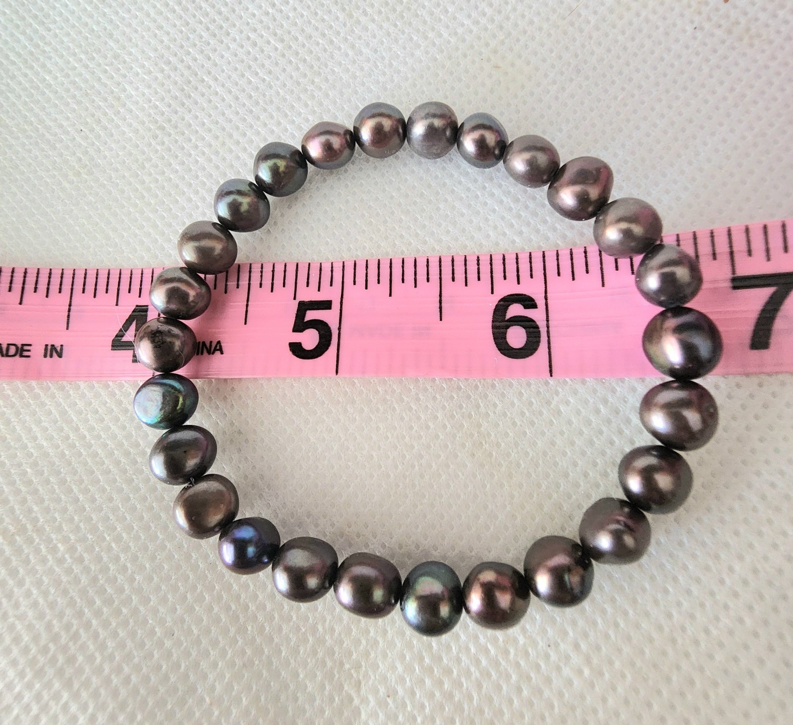 LUMINOUS PEARL BRACELET W./SHADES OF PURPLE, GREEN, BLUE & LAVENDER (Stretch)