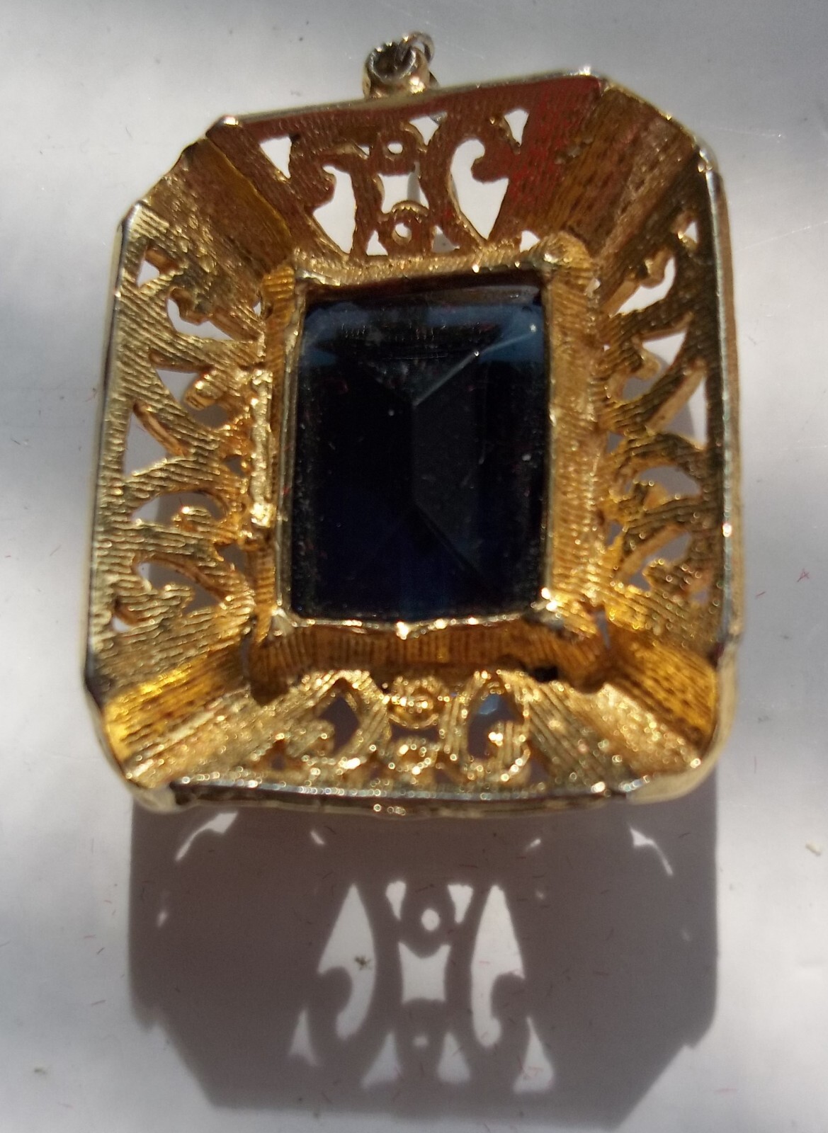 Vtg Signed Edlee Goldtone Opencut Rectangular Pendant Blue/Purple Stone
