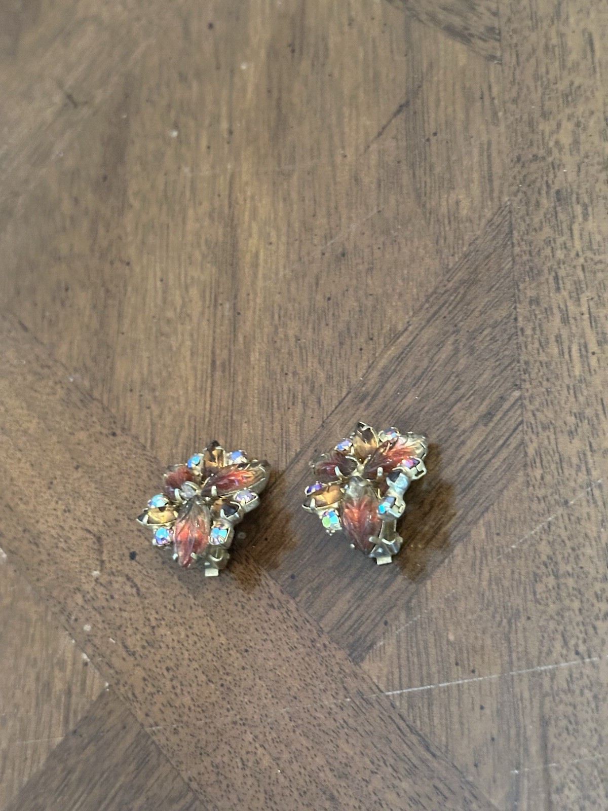 Vintage Juliana? Fall Brown Aurora Borealis Rhinestone Earrings Gold Tone Nice!