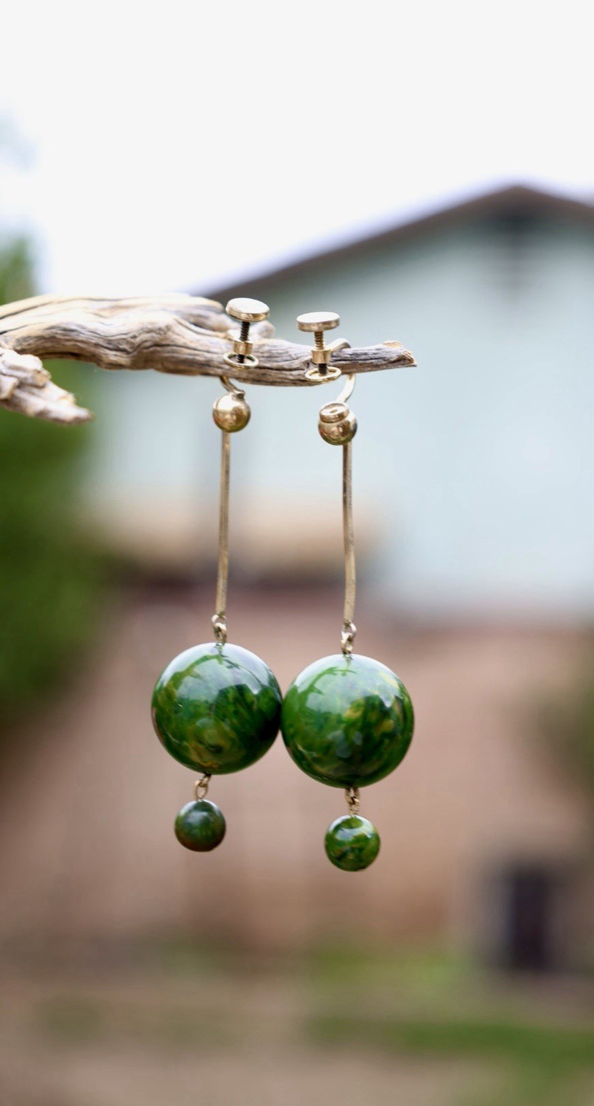 Green Bakelite Dangle Earrings Screwback 12K Gold Filled Marbled Ball Drop 1940s