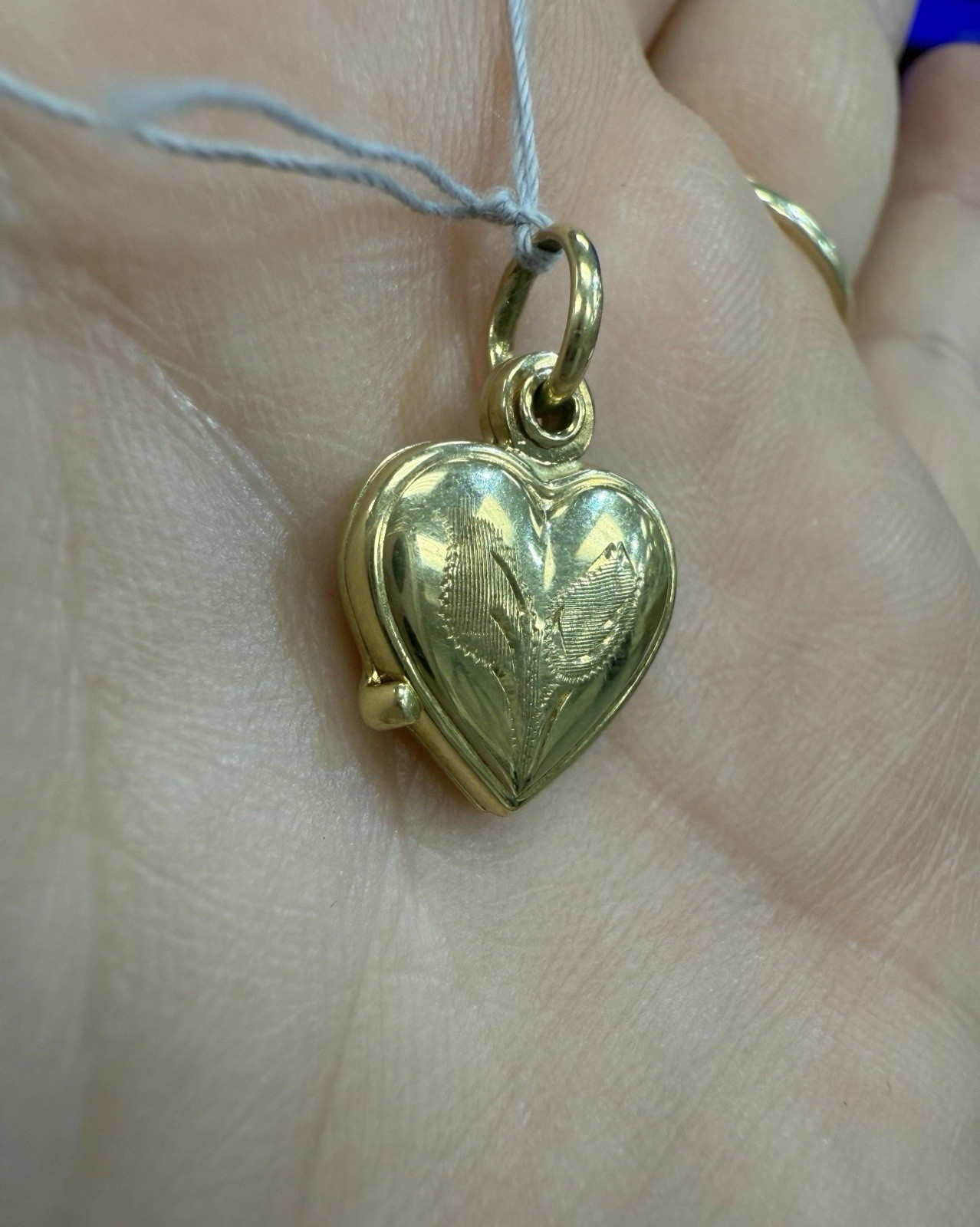 14k Gold Sliding Heart Locket