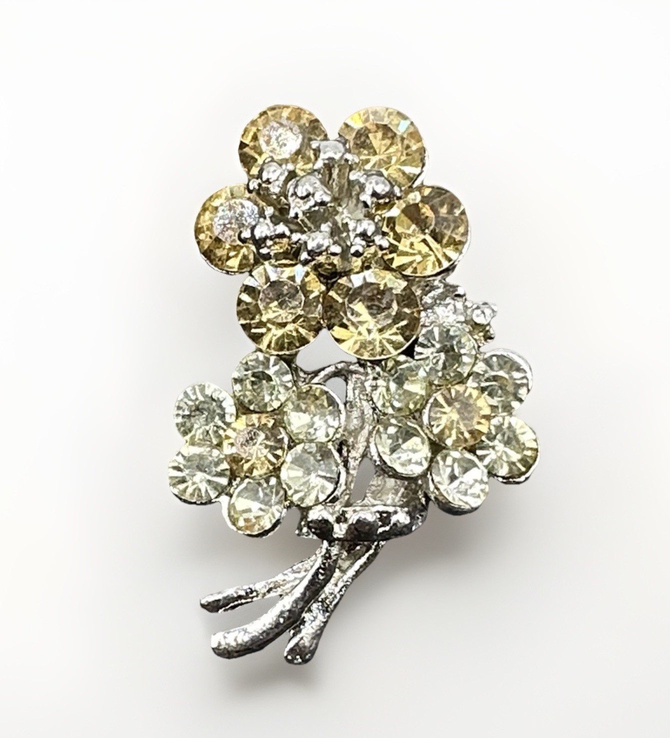 Flowers Clear Rhinestone Brooch Pin J44J