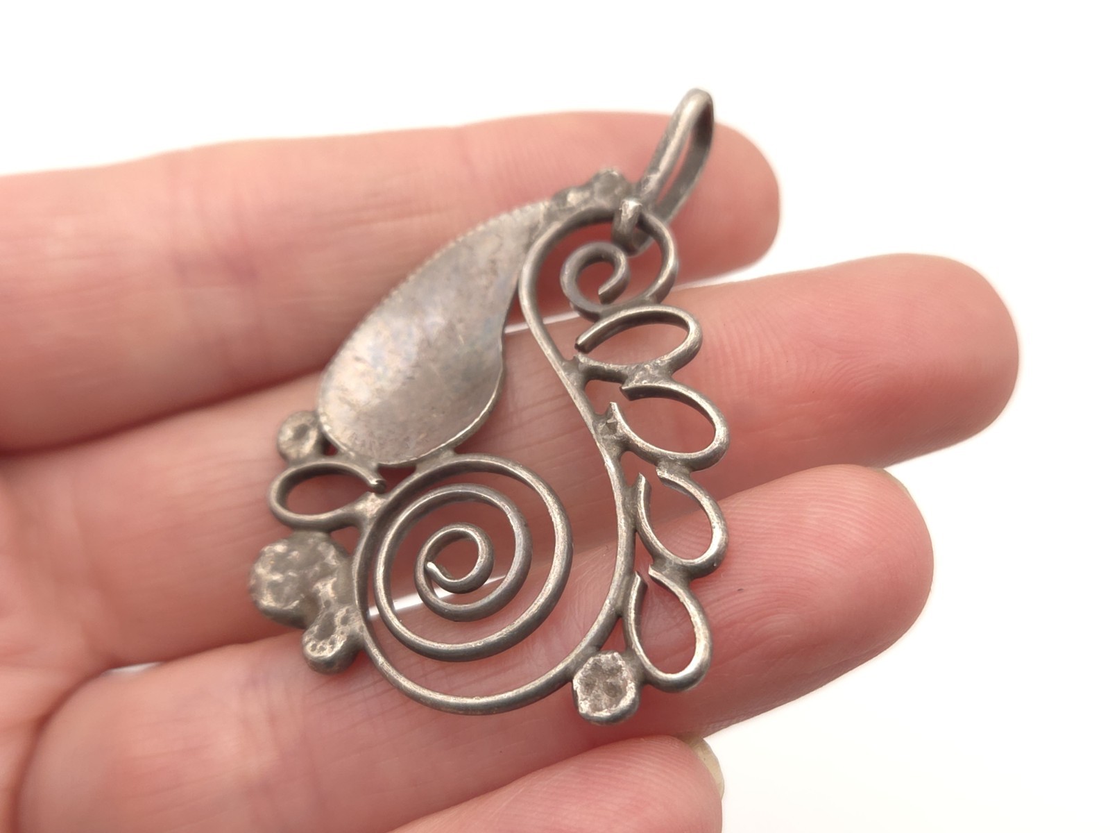 Vintage Sterling Silver Modernist Abstract Swirl Leaf Motif Pendant for Necklace