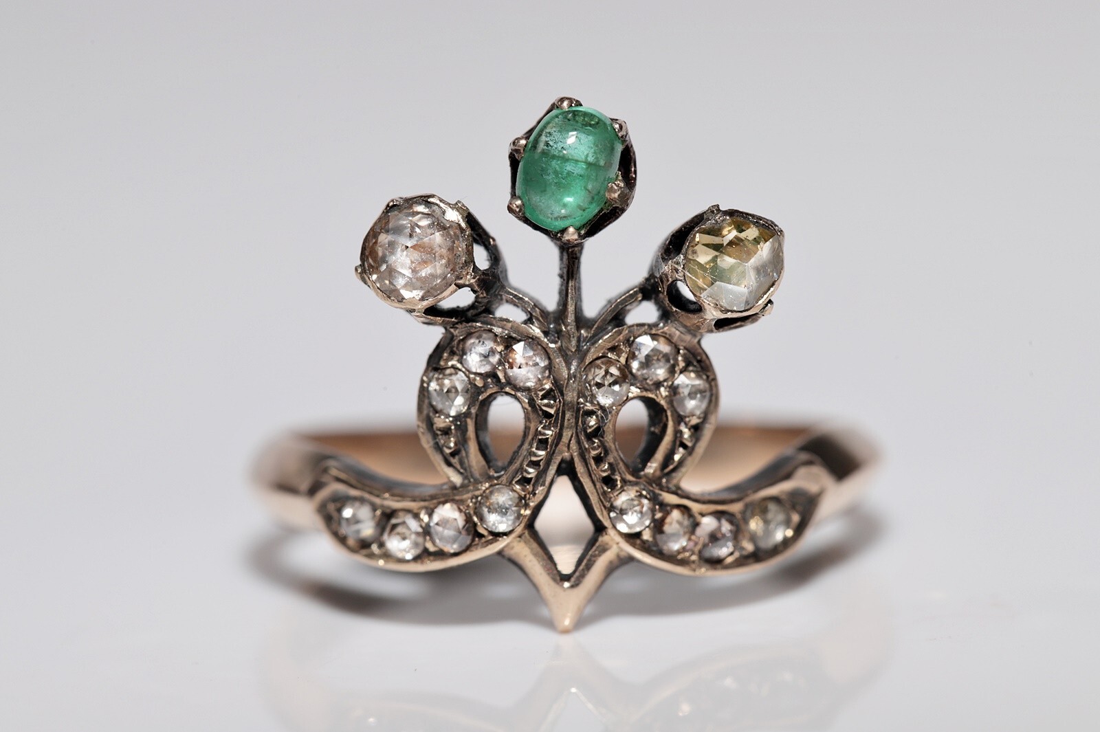 Antique Circa 1900s Ottoman 14k Gold Natural Rose Cut Diamond And Emerald Ring