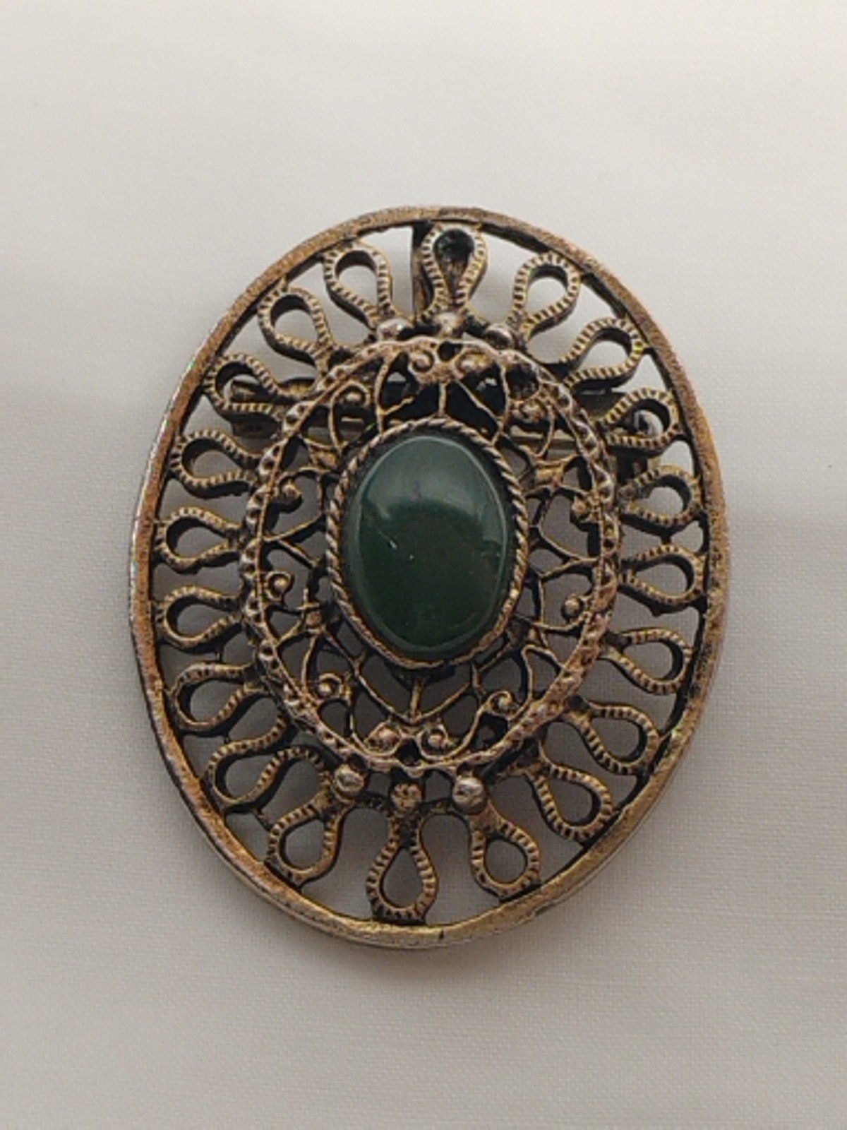 Vintage Green Cabochon Cab 1.75″ Two Toned Necklace Pendant Brooch