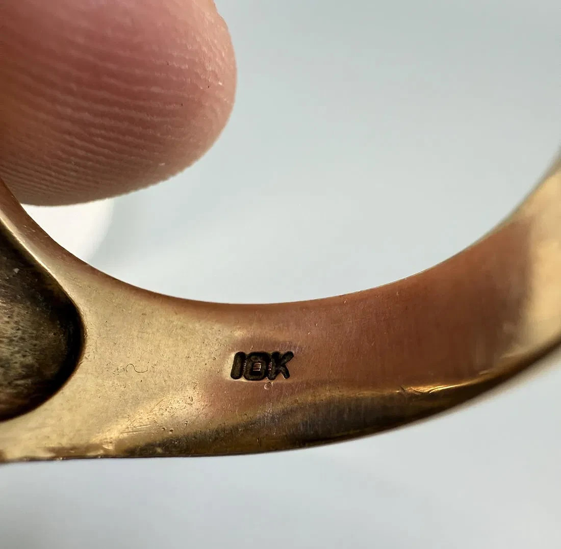 Vintage “at least 9 k” Gold, Monogrammed “K” Signet Ring – 10.5 g – Size 10.5