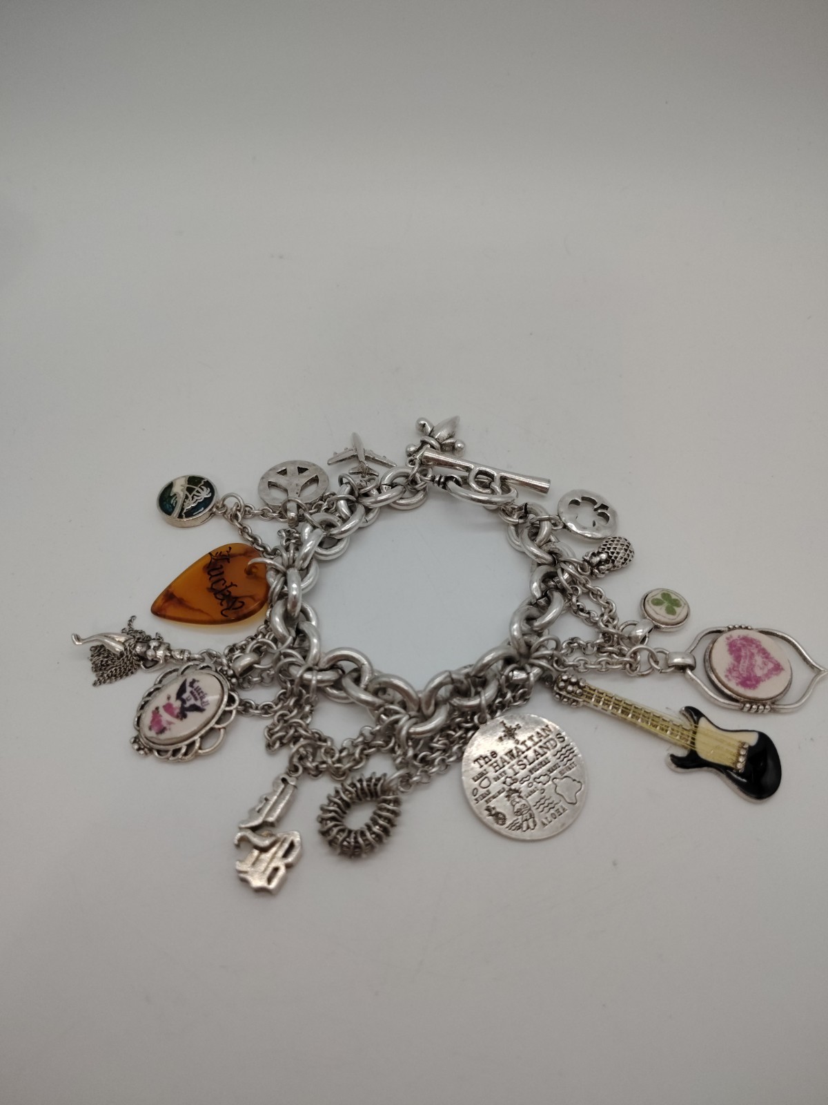 Vintage Lucky Brand Silver Tone “Lucky” Dangling Charms Toggle Bracelet 8″
