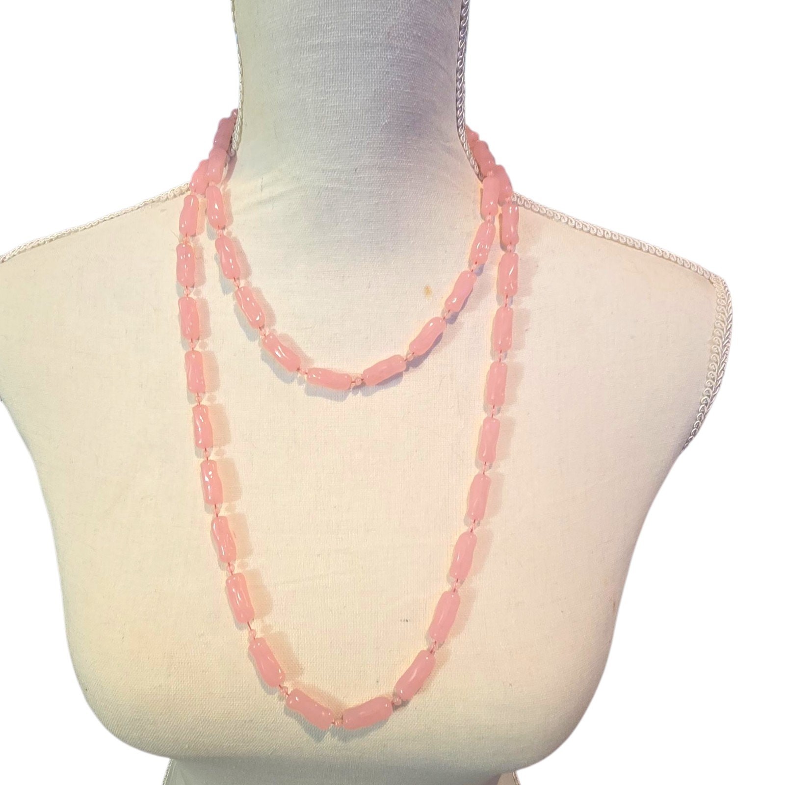 Necklace Vintage Pink Plastic Bead Glows Under Blue Light Flapper 48″ SKU2382