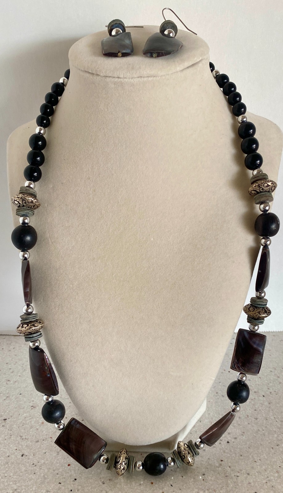 Vintage Beaded Gemstone Bracelet Dangle Earrings Necklace Set Brown Agate