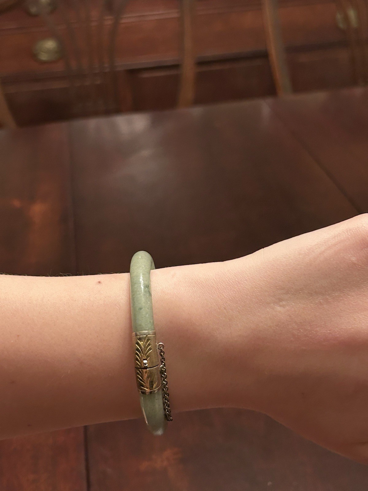 Vintage Chinese Nephrite Jade Hinged Bangle Bracelet Gold Tone Clasp