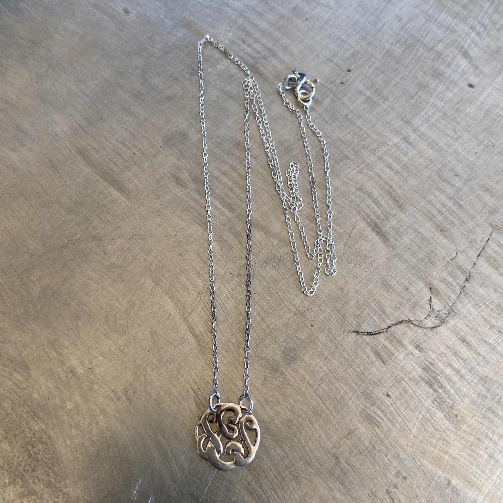 Vintage Sterling Silver Swirl Monogram Pendant Cable Chain 18” Necklace