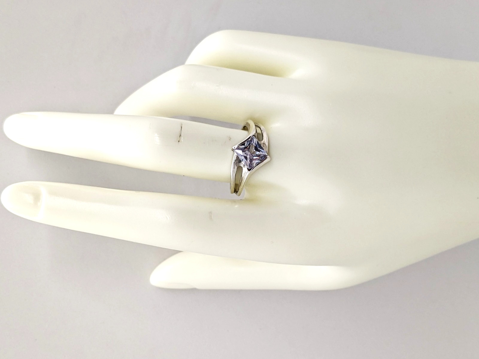 Vintage Elegant RING Silver 925 with Chic Bright Stone -size: 9.25US (19mm)| #25