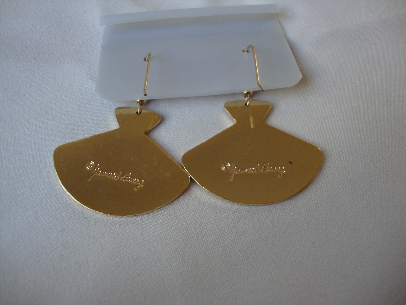 VINTAGE SAMUEL HUANG DESIGNER CLOISONNE ART NOUVEAU IRIS GRAY CREAM EARRINGS