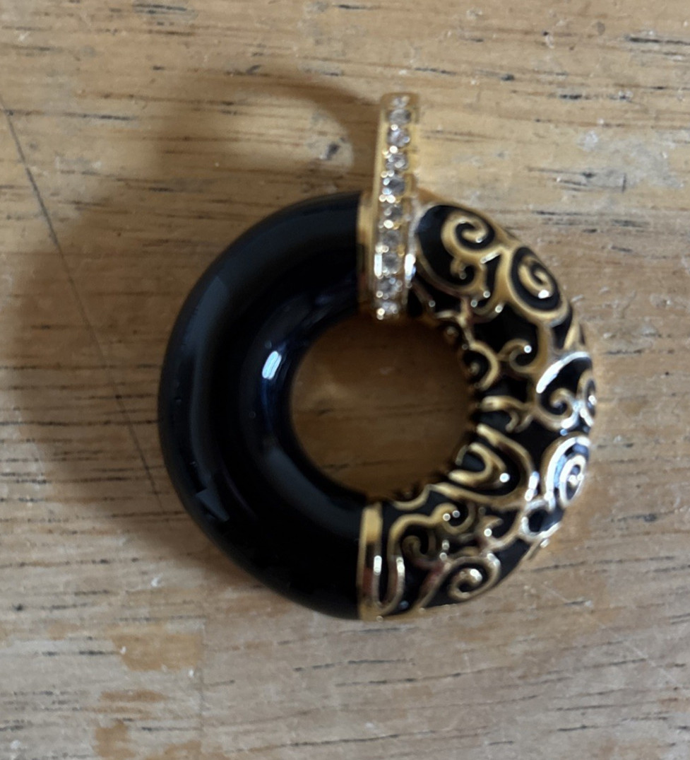 Camrose & Kross Reproduction JBK Jacqueline Bouvier Kennedy Gold Tone Pendant