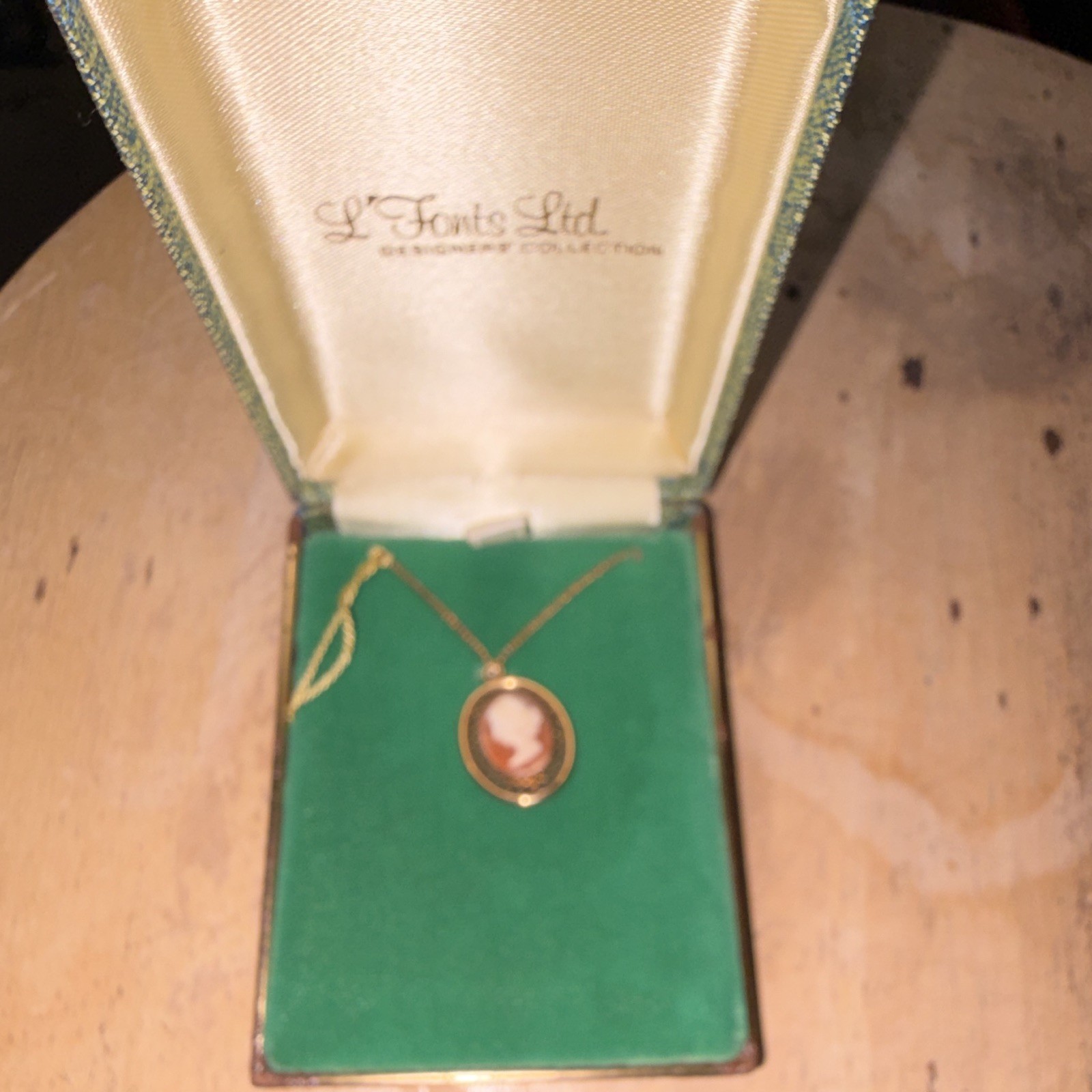 S. Faents Ltd. Oval Cameo Pendant, Gold Base Metal Color, Original Box