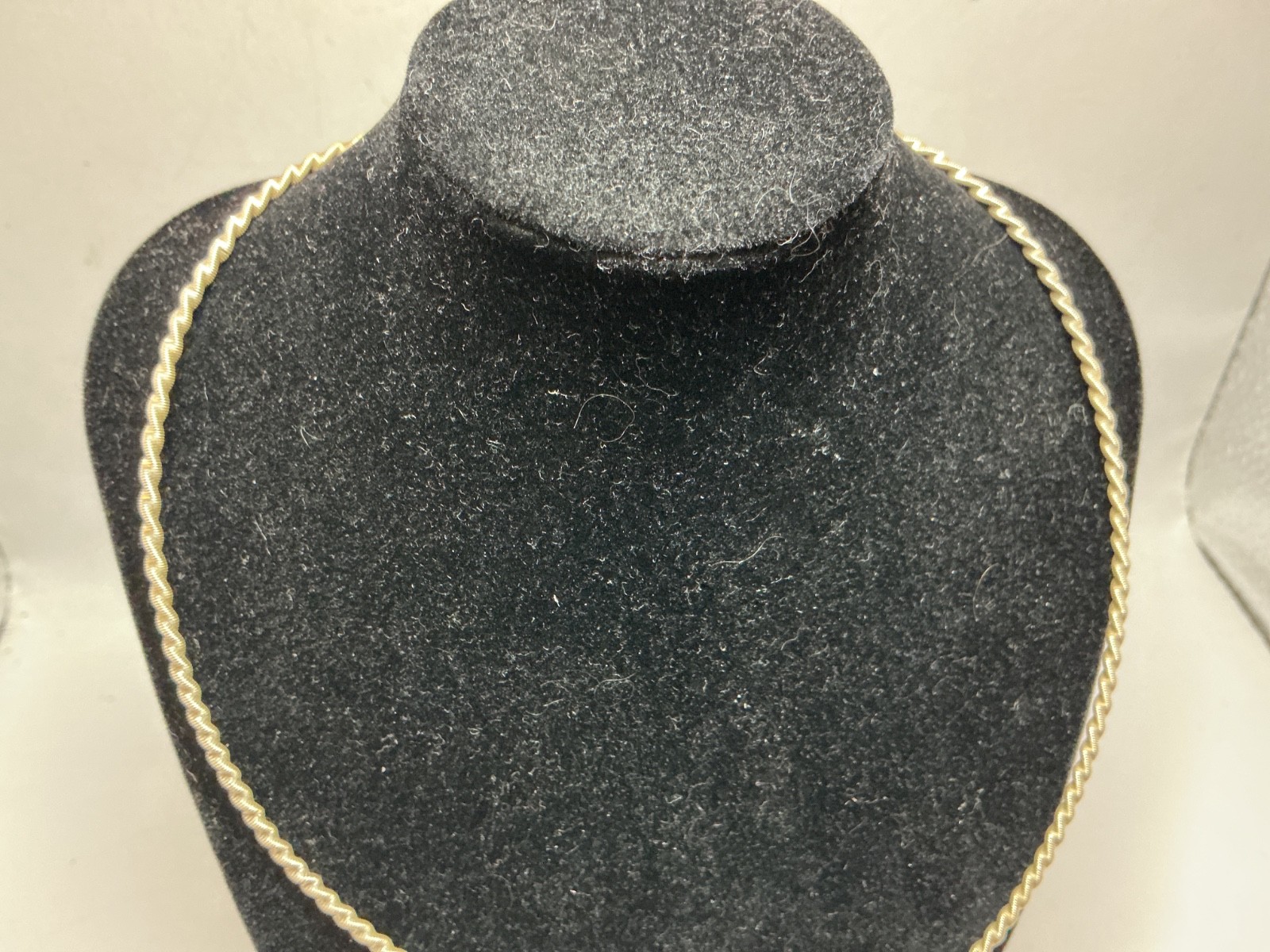 Vintage Sterling Silver Twist Neck Wire Necklace Choker Torque 14” to 16”