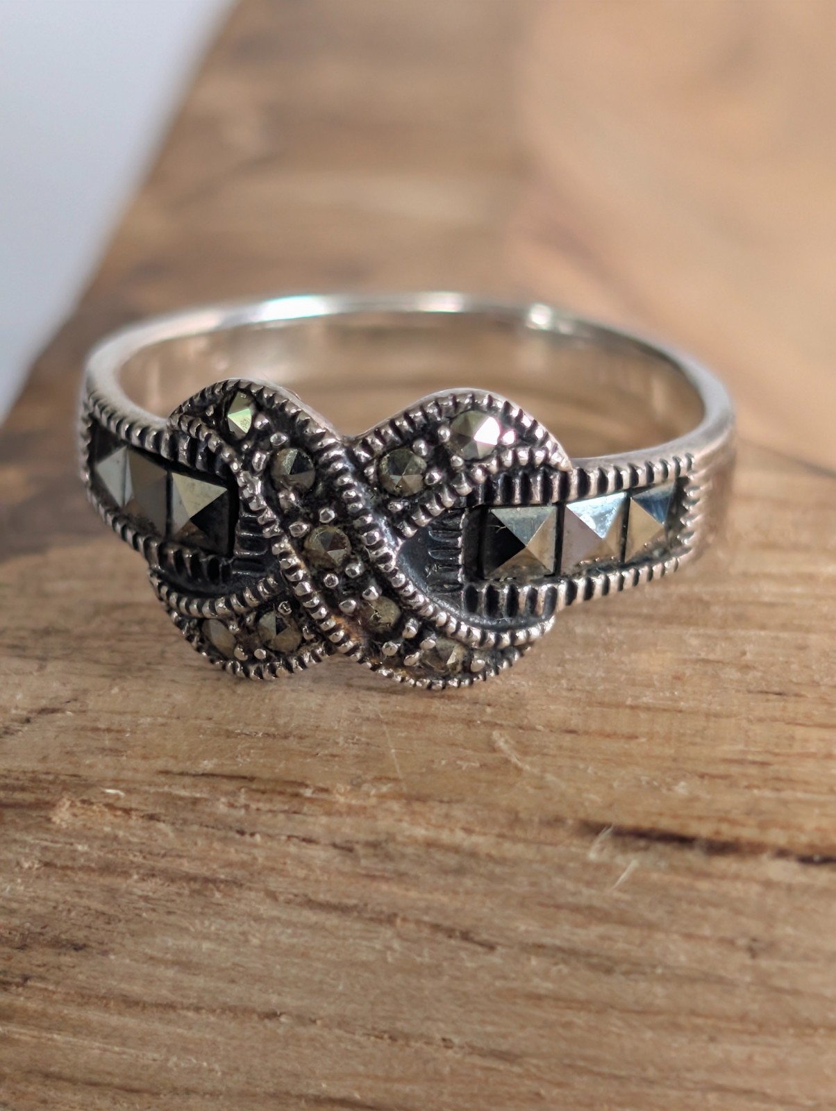 Art Deco Classic Infinity Knot Ring 925 Sterling Silver and Marcasite Size 6.5