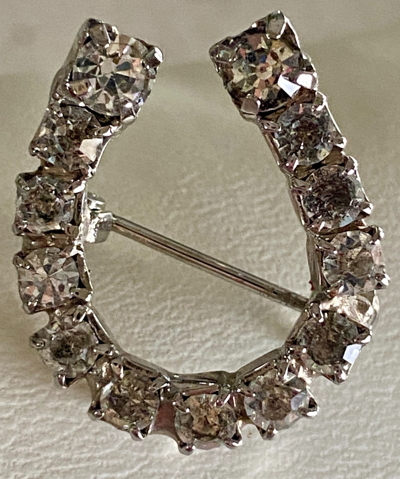 Vintage Lucky Horse Shoe Brooch Sterling Silver Rhinestones Good Luck .75″ Pin