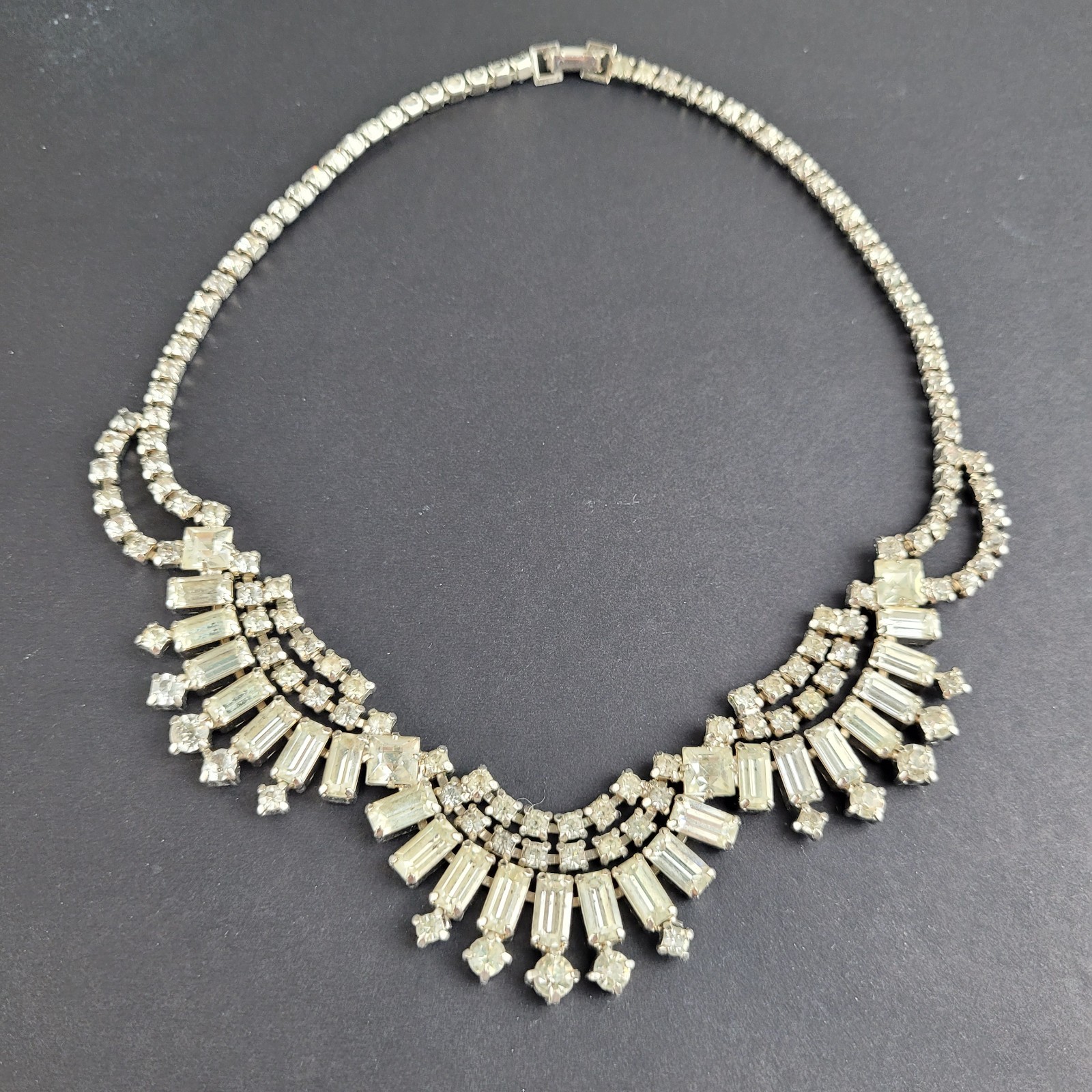 Vintage Rhinestone Choker Necklace Elegant Ornate Design 14″