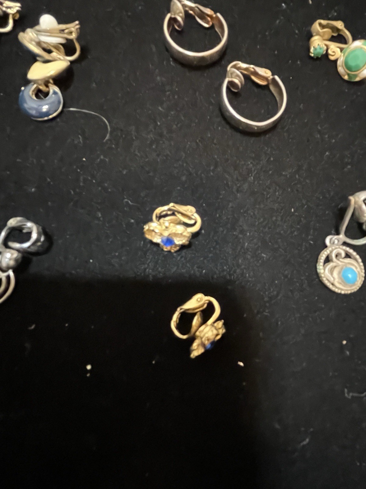 20 Pair Vintage Clip On EarRings Various Colors And Styles As Pictured Lot 02