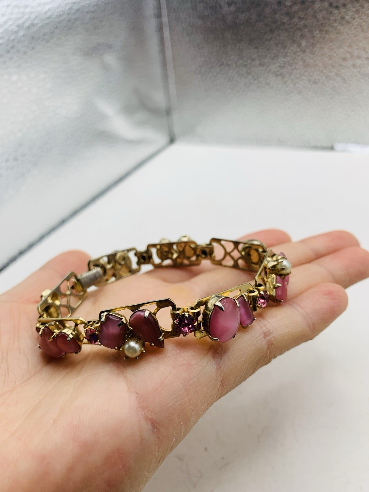 Vintage Pink Feminine Rhinestone Crystal Fancy Faux Pearl Gold Tone 7” Bracelet