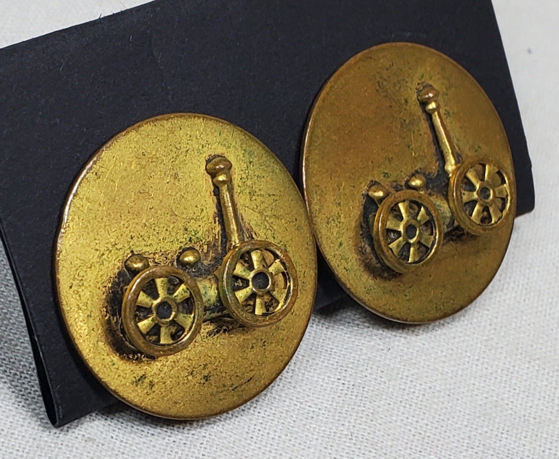 Vintage 1/20th 12k Gold Filled Circle Disc Steam Engines Screw Back Earrings