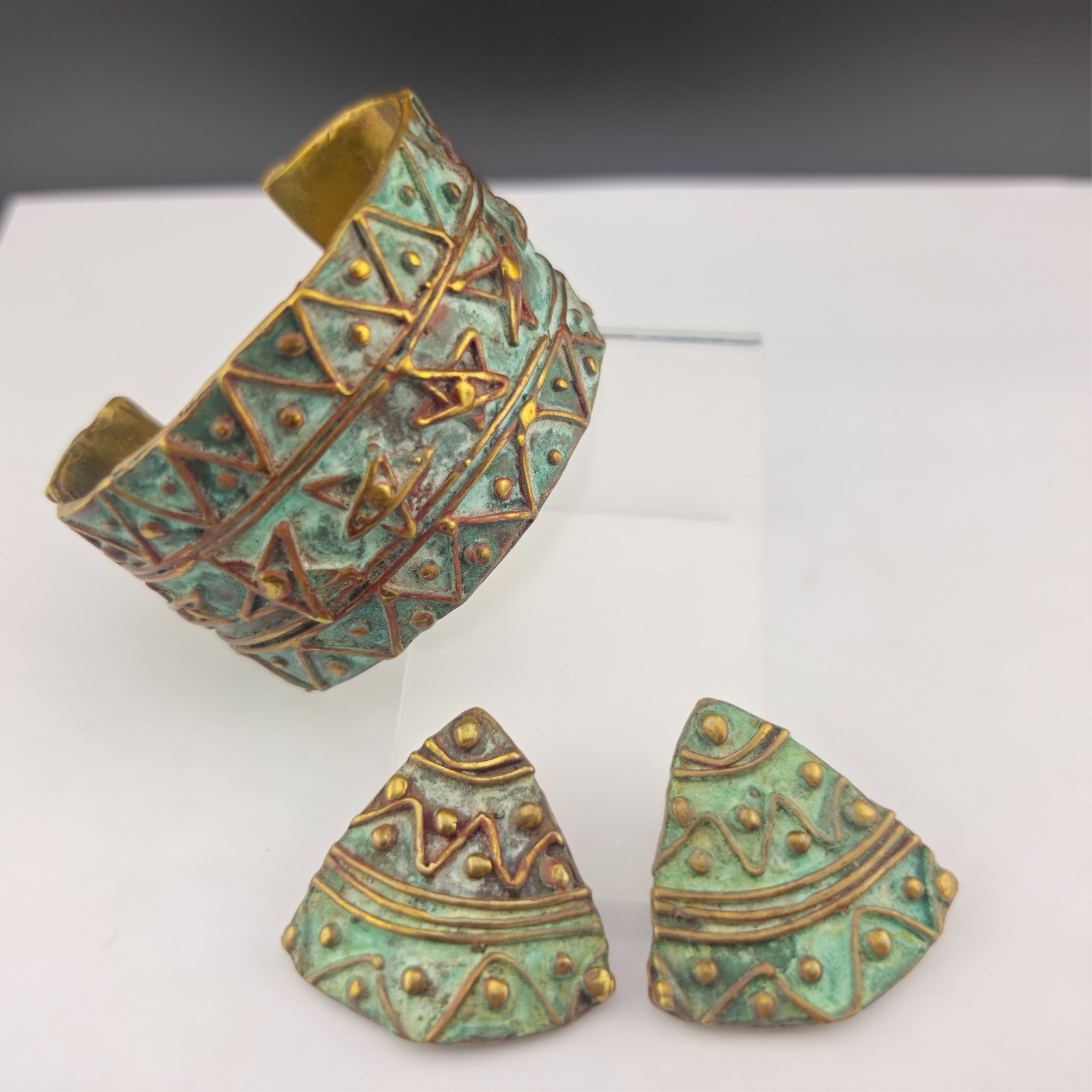 Chunky Vintage Elaine Coyne Verdigris Brass Clip Earrings & Cuff Bracelet Set