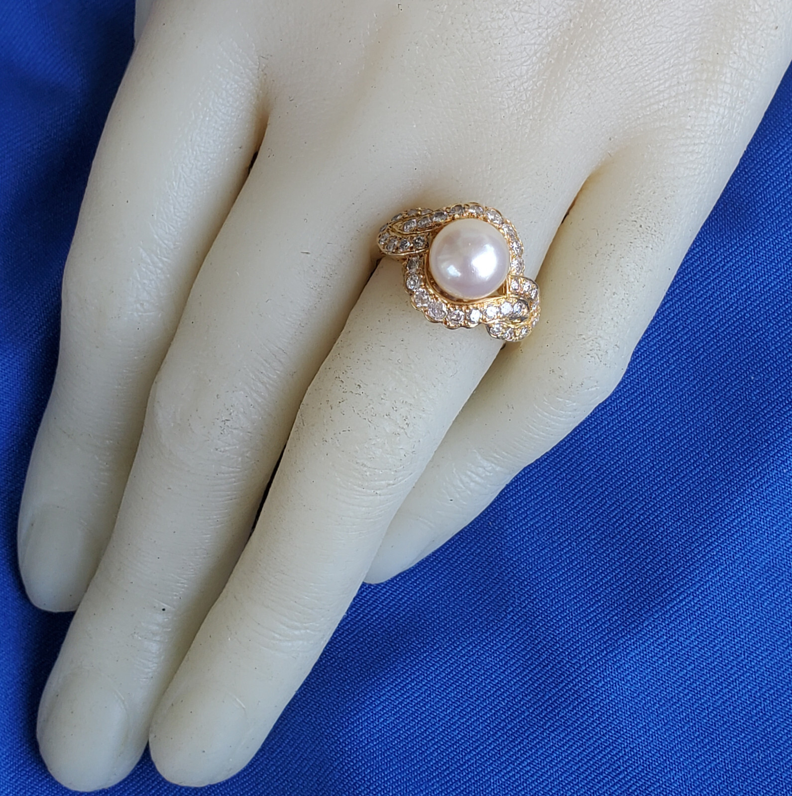 Original EARTH MINED DIAMOND Pearl Deco Engagement Ring Statement SOLID 18K GOLD