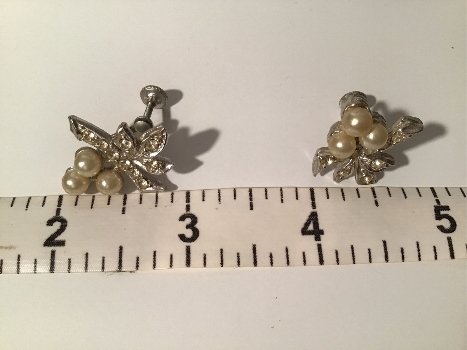 Imitation Pearl w Rhinestones Screw Back Earrings Bride Wedding Prom Vintage