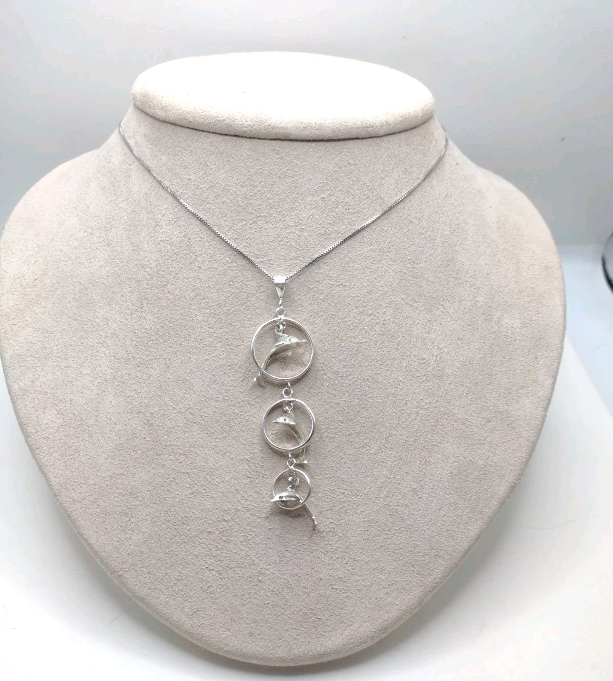 Sterling Silver Box Chain 18″ Necklace NC Jumping Dolphins Pendant 6.4g 0.8mm