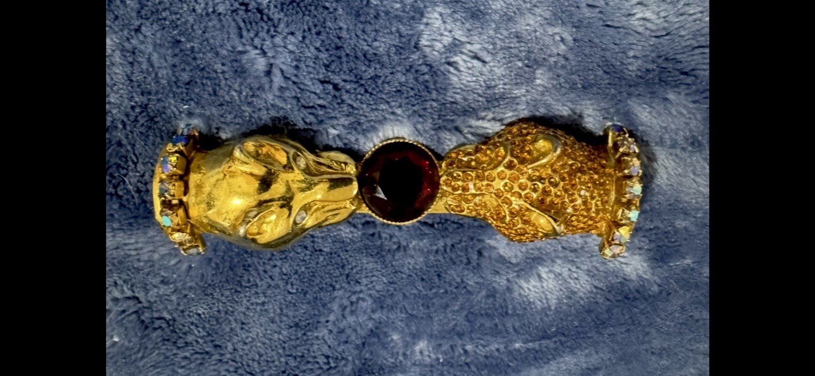 Vintage ST. JOHN Signed Double Panther Head Rhinestone Bar Brooch Pin Gold Plate