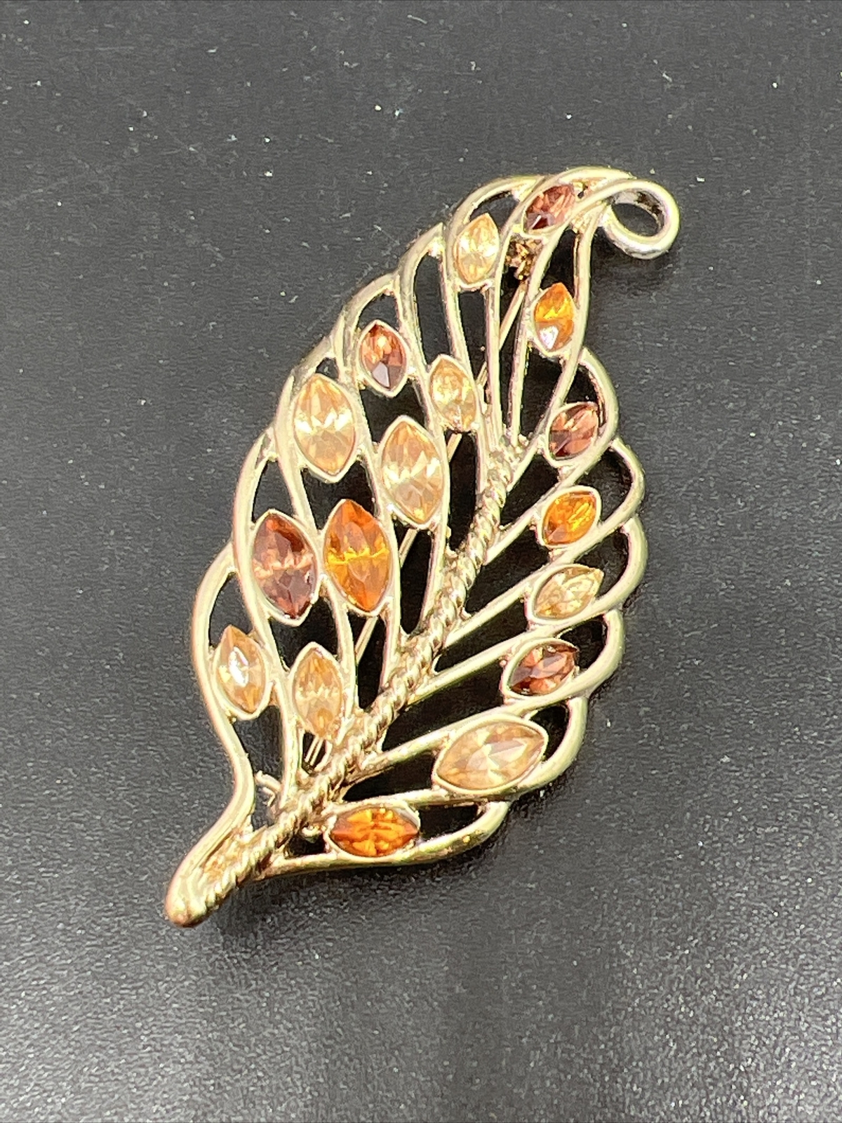 Brown Yellow Rhinestone Leaf Gold Tone 2 3/4” Brooch Pin 4573