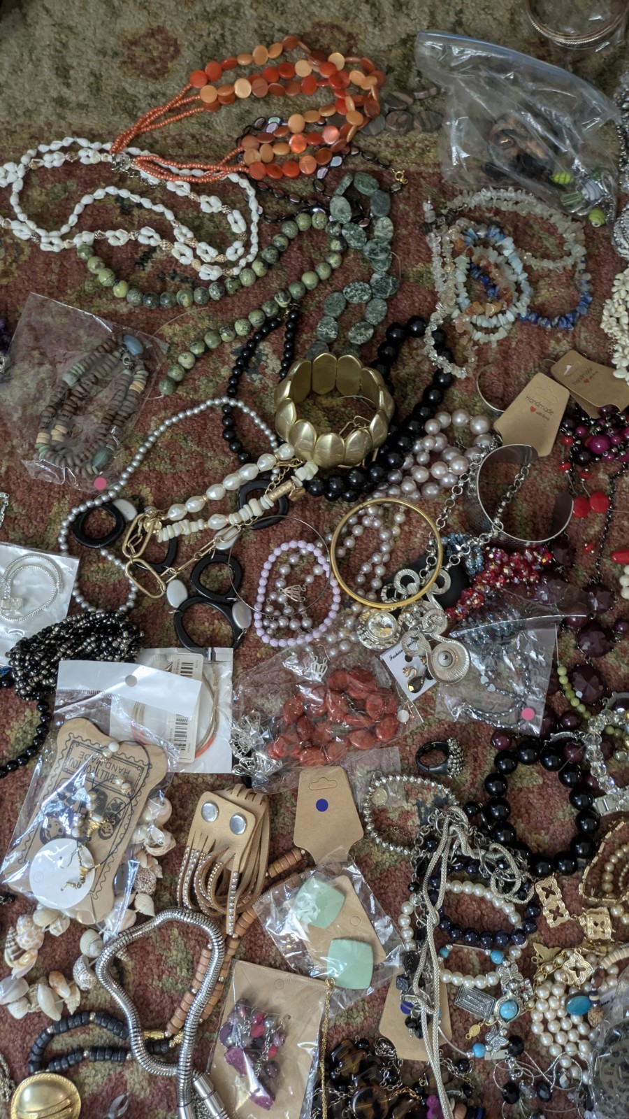 17 Lbs Of Unresearched Vintage/Modern/New Resell Or Crafting Jewelry Lot