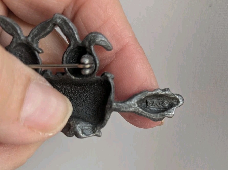 Pewter Brooch Bunny Rabbit Family Eating A Carrot Signed CAJC Vintage