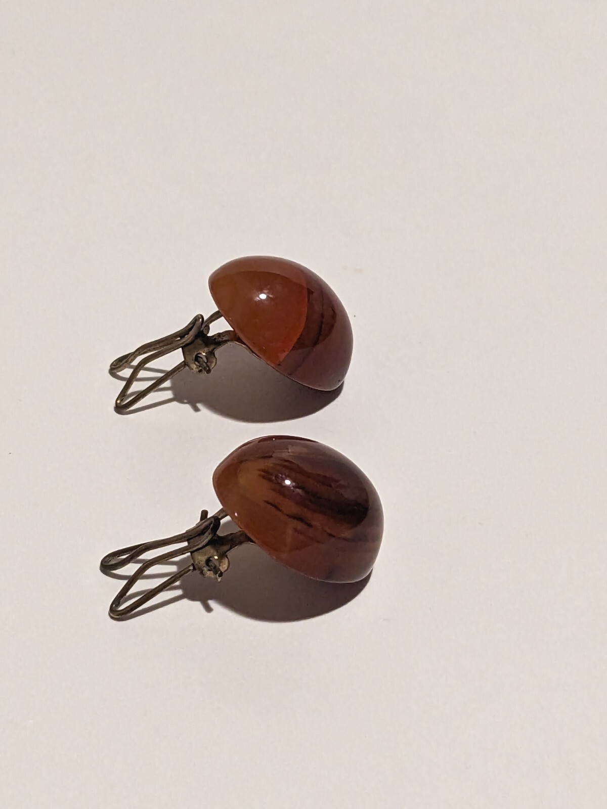 Beautiful Vintage Sunset Shade Glass Dome Clip On Earrings. MCM Style. 1″.