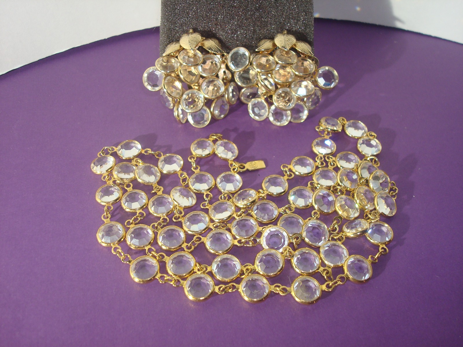 SWAROVSKI SWAN SET/LOT CLEAR CRYSTAL BEZEL NECKLACE 36″&EARRINGS,CLUSTER,DANGLE