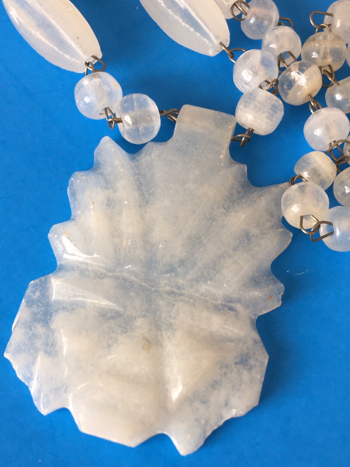 Vintage WHITE BLEACHED MEXICAN ONIX Carved NECKLACE Beaded TRIBAL Slip On 24″