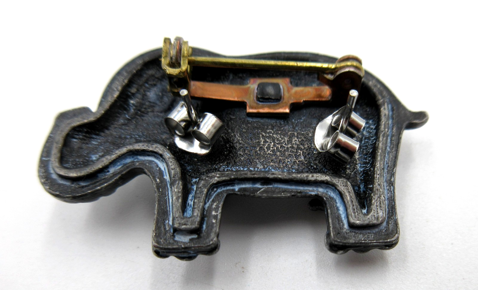 VTG UNUSUAL SET silver tone stud PIERCED DAINTY EARRINGS Elephant flower BROOCH