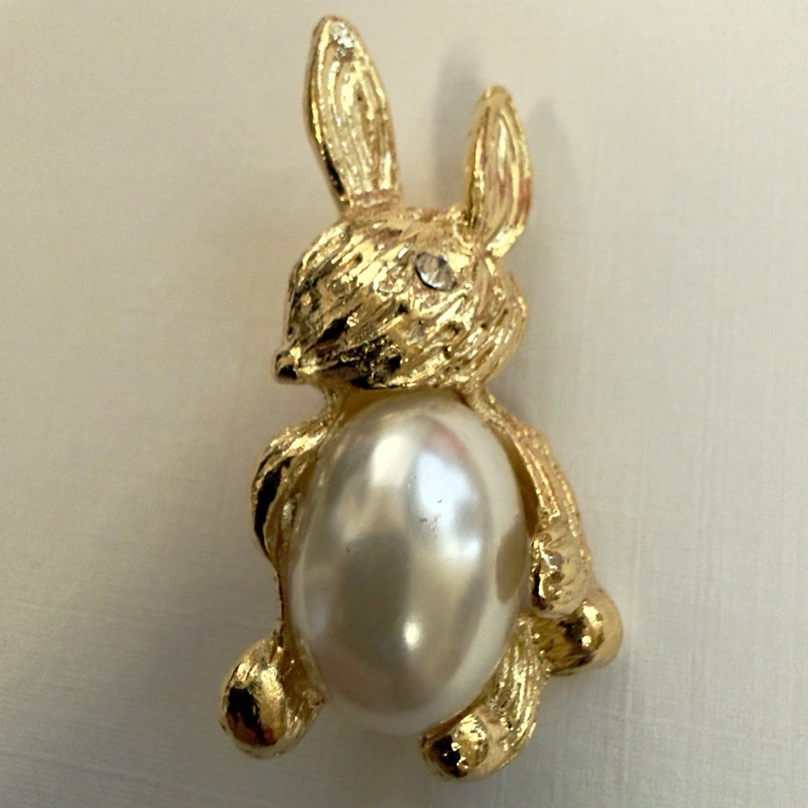 Little Golden Bunny Brooch – Everyone Needs A Bunny! – 1.5″ Tall – #2855