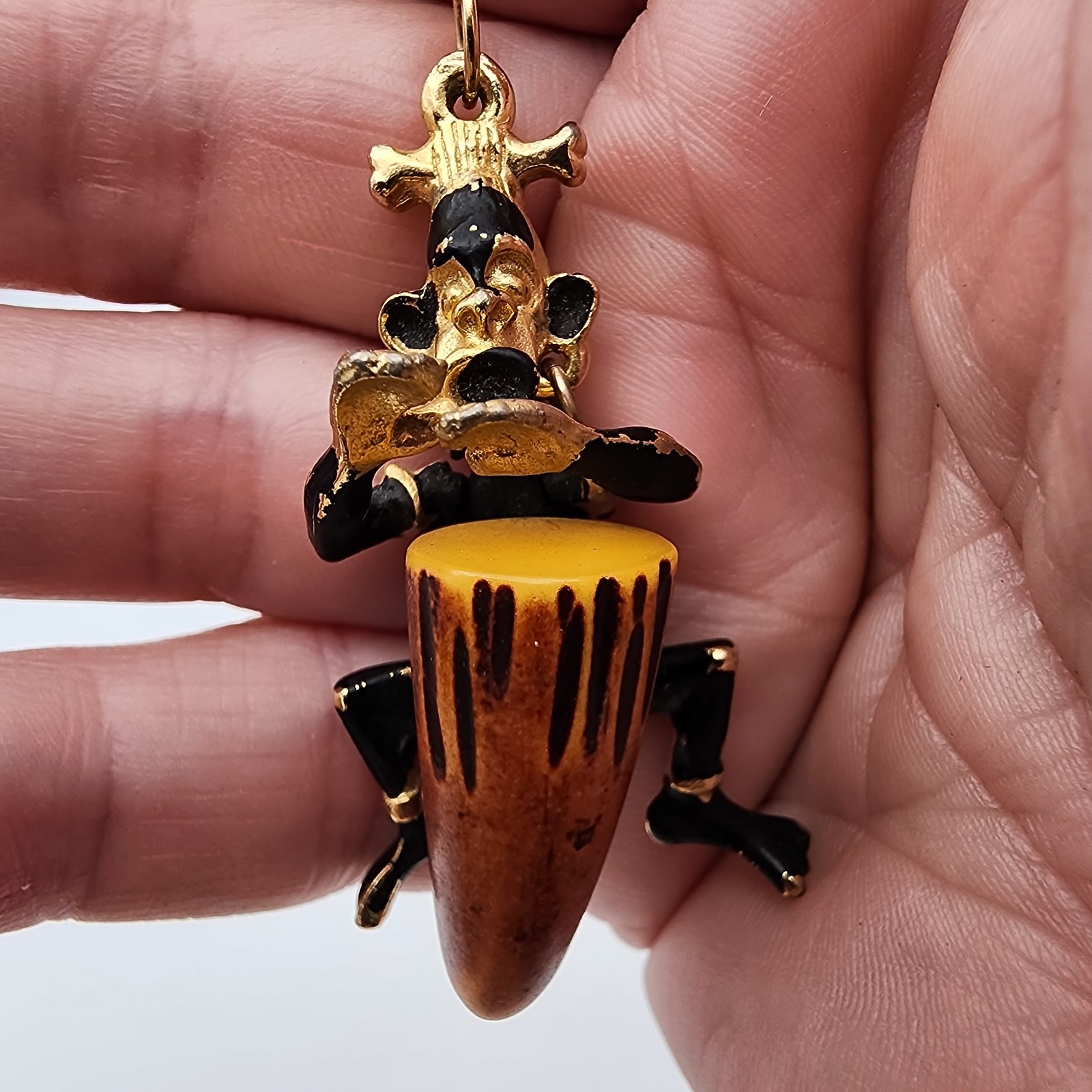 VTG Charles F. Worth Tribal Musician Pendant Necklace Cognac Bakelite GUC
