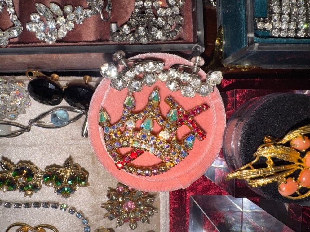 Jewelry Lot Vtg Rhinestone Sorrelli Trifari Weiss Jade High End Sets Estate