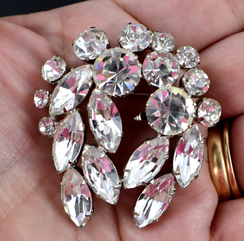 vintage Austria clear rhinestone brooch pin silver tone faceted crystals prongs