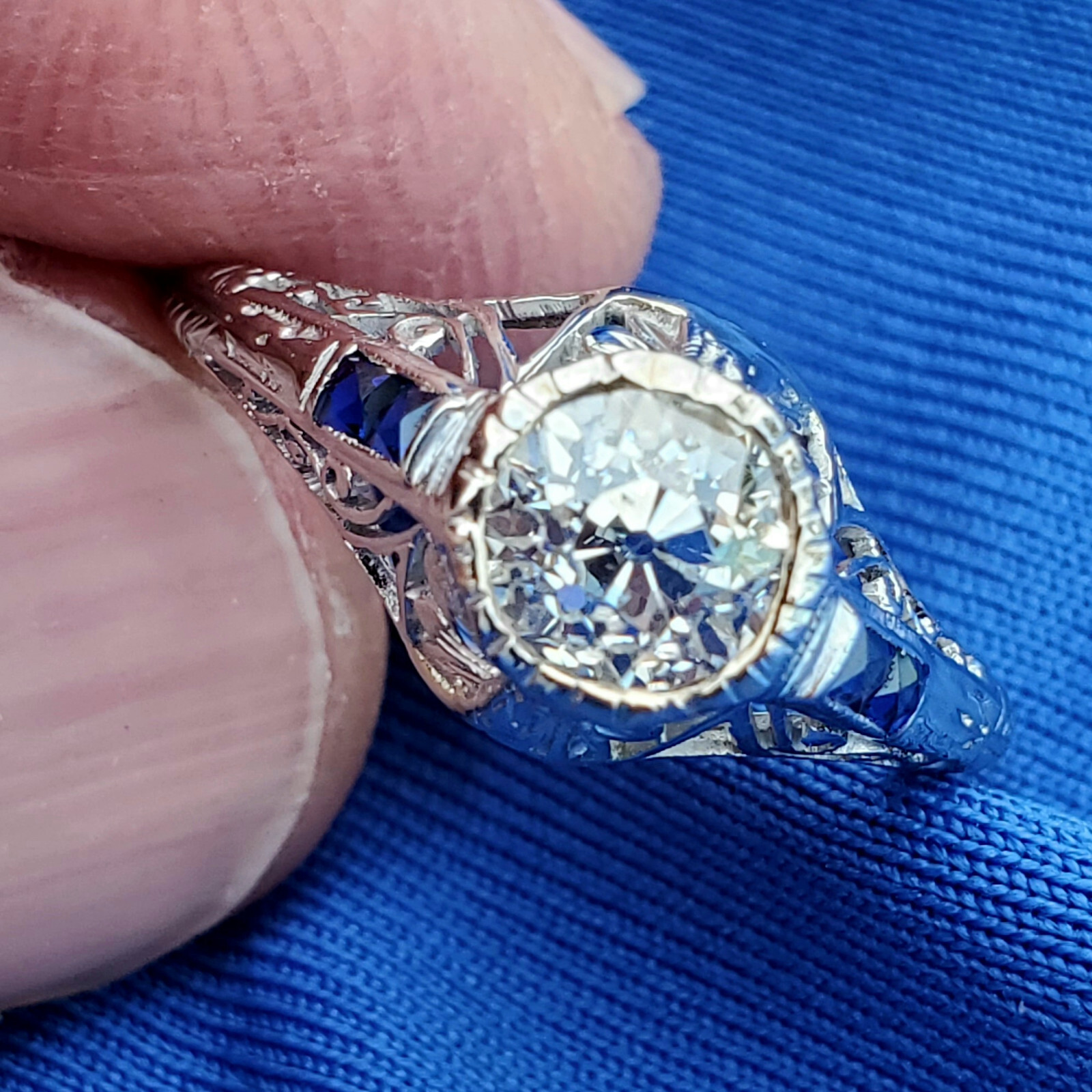 Original EARTH MINED DIAMOND Sapphire Deco Engagement Ring PLATINUM Solitaire 6
