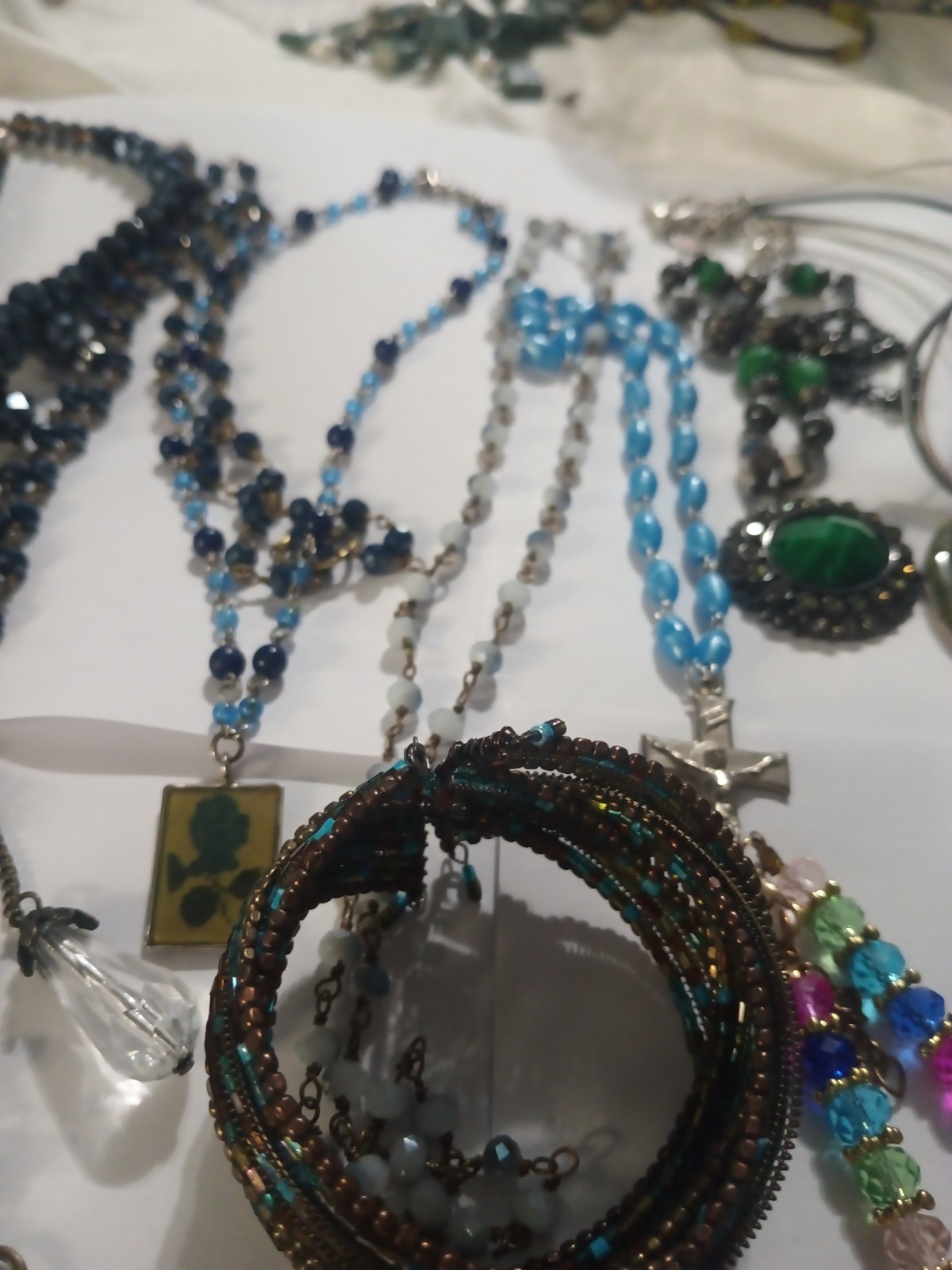 Vintage Colorful Blues, Greens, Etc. Necklace & Bracelet Lot Jewelry 22 Items