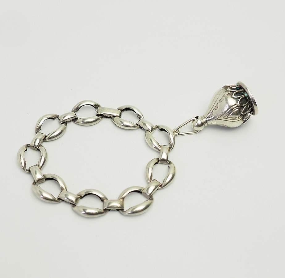 Danecraft vintage sterling silver modern link bracelet with jug charm