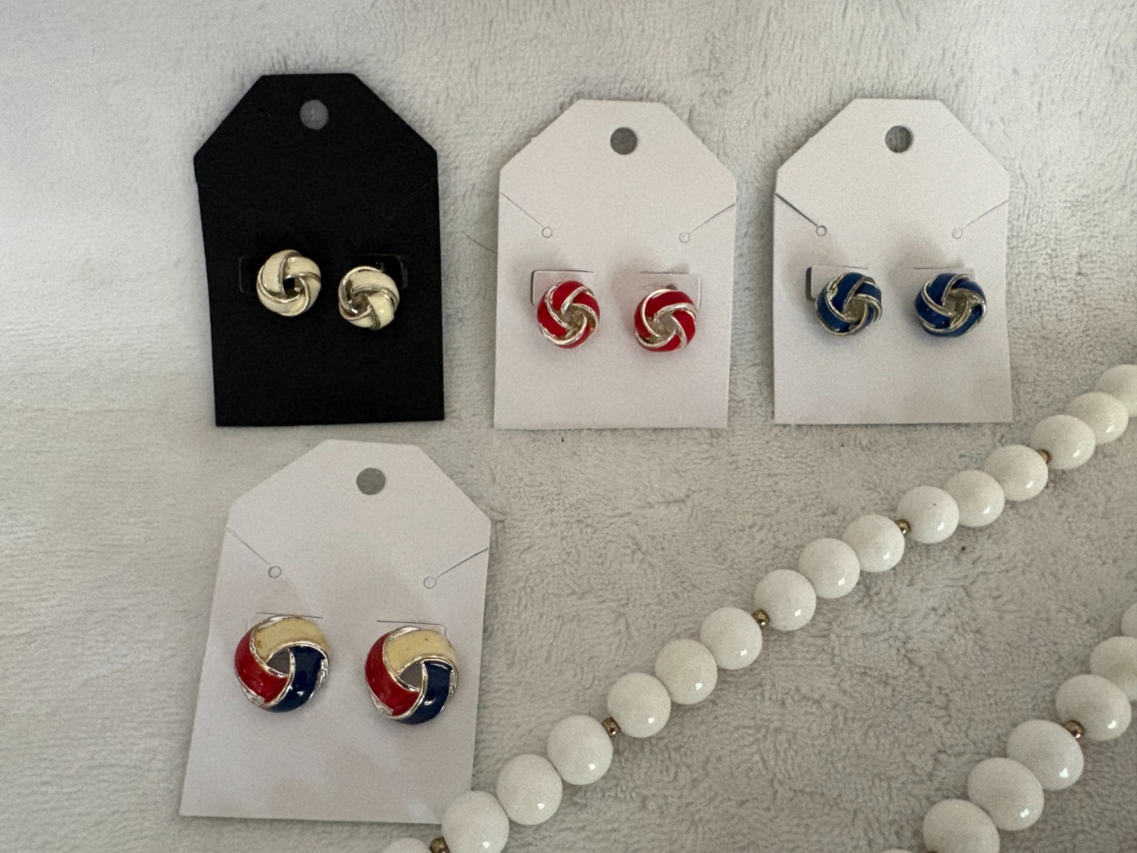 Vtg PATRIOTIC LUCITE Red, White, & Blue Beaded Necklaces & Earring Jewelry