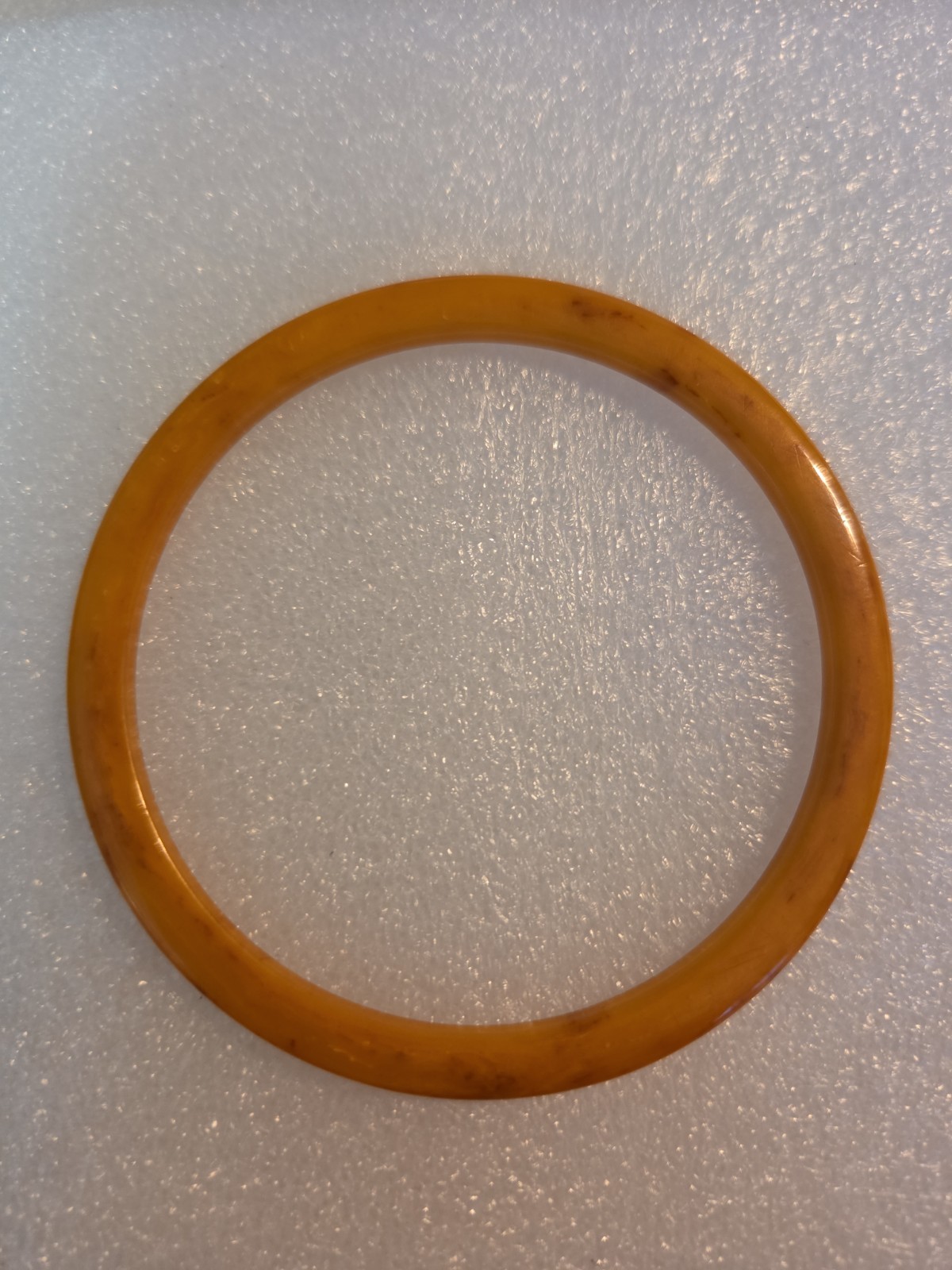 6 Vintage Bakelite Bangle Bracelets. Marbled Butterscotch Swirl Color. Tested