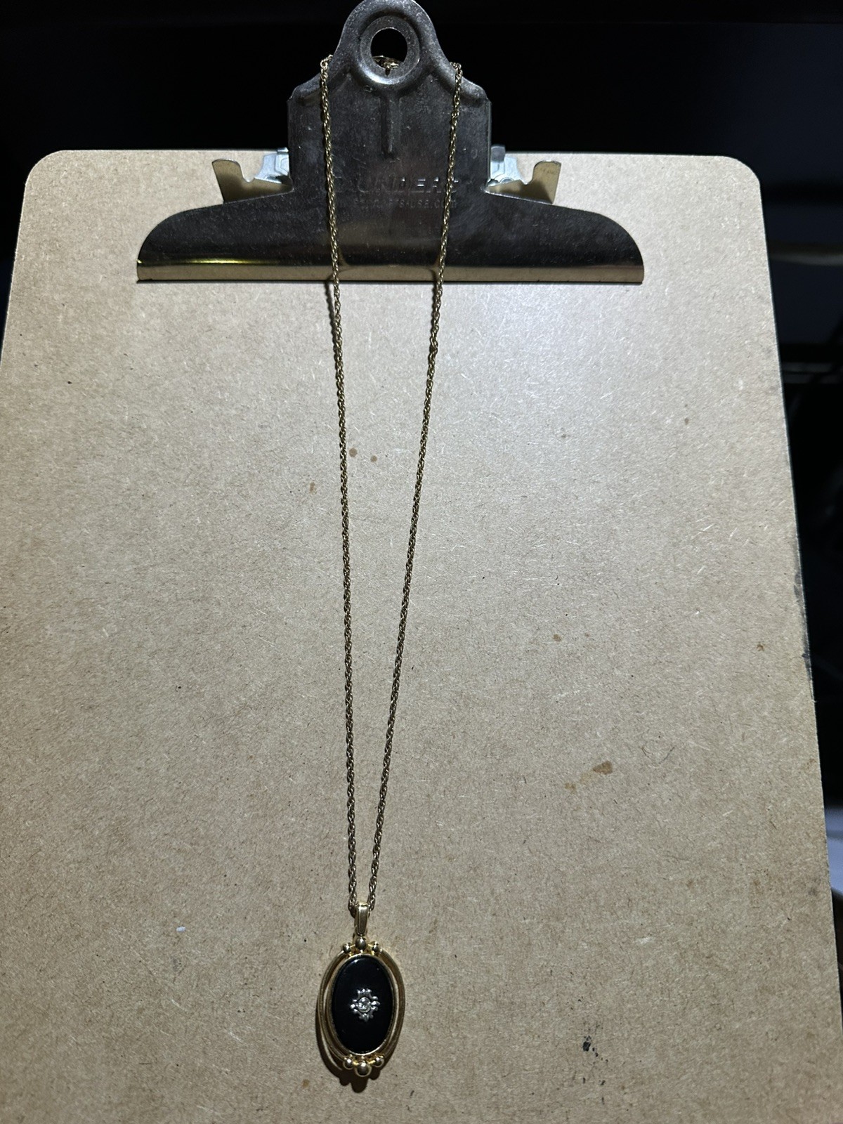 Vtg Avon Necklace 1983 Victorian Reversible Pendant Faux Black Onyx 21 in Chain