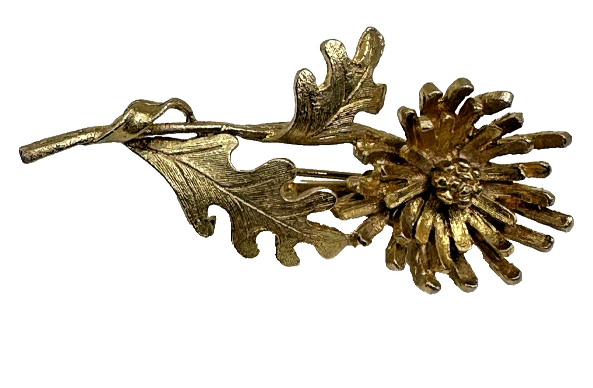 Vtg Brooch Heavy Brushed Gold Tone Aster Family Statement Piece Lapel Pin