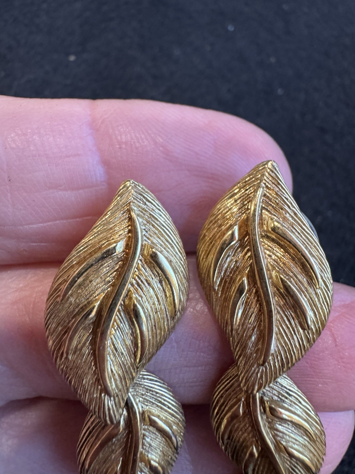 Vintage Napier Signed Gold Leaf Drop Post Earrings 1980